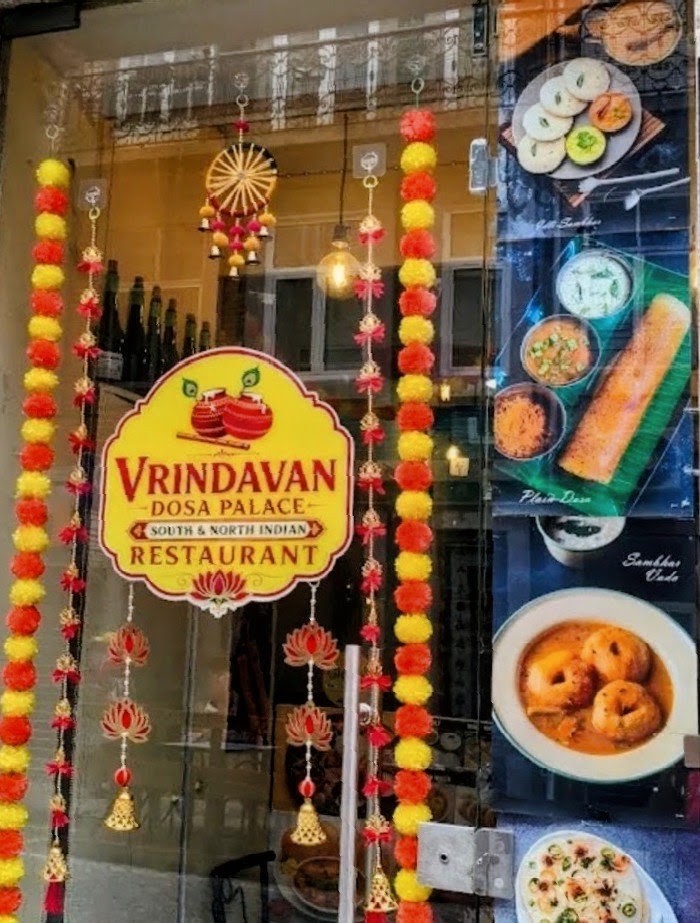 A welcoming table setting at Vrindavan Dosa Palace